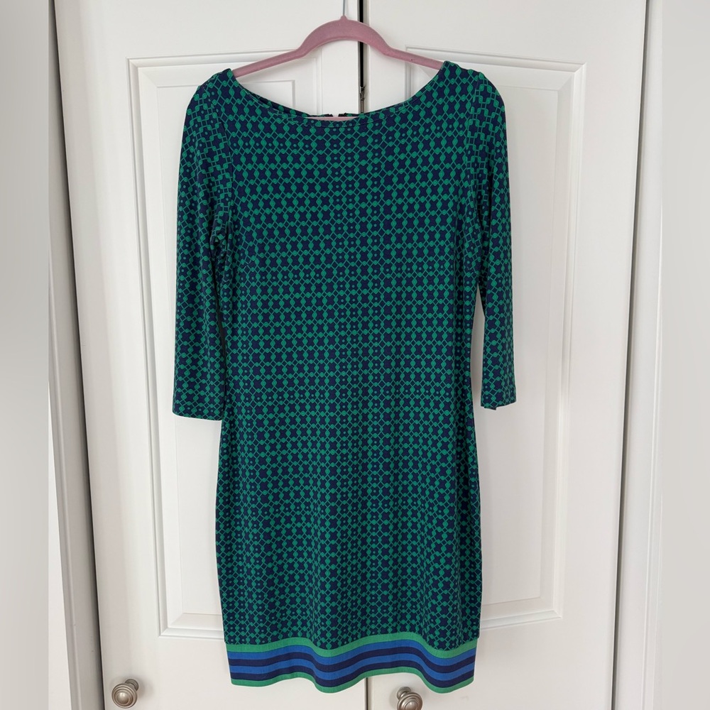 C Wonder dress. Hits below the knee.